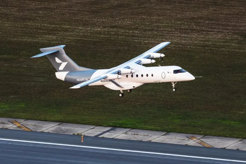 X1: avião elétrico de 11 toneladas decola rumo ao futuro híbrido