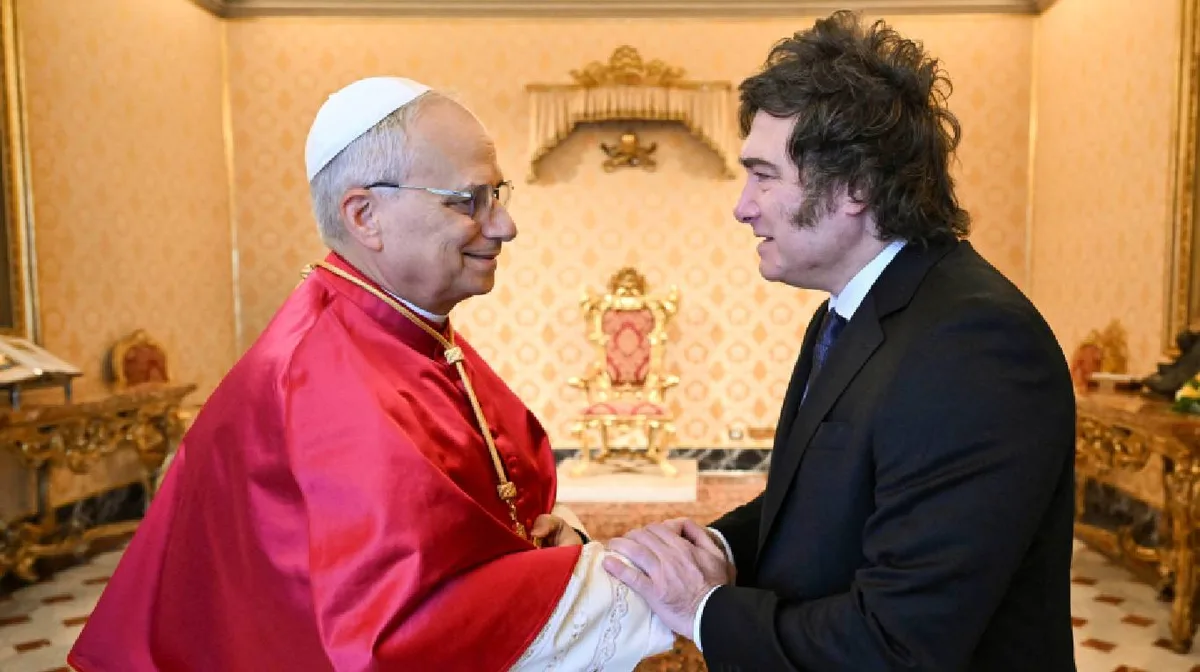 El mensaje de Javier Milei al papa León XIV: “Desde nuestro país nos unimos en oración por su salud”
