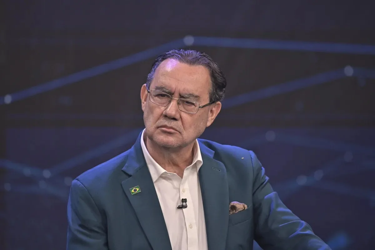 Crescimento de Augusto Cury nas redes acende alerta e pode chegar ao TSE
