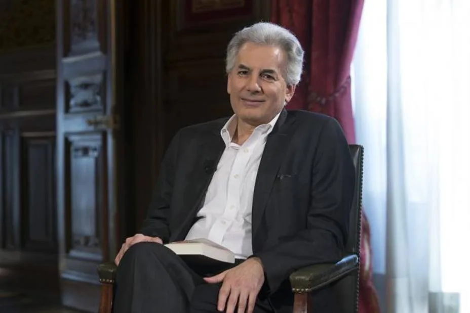 Keiko Fujimori propone al escritor Álvaro Vargas Llosa como nuevo embajador de Perú ante los Estados Unidos