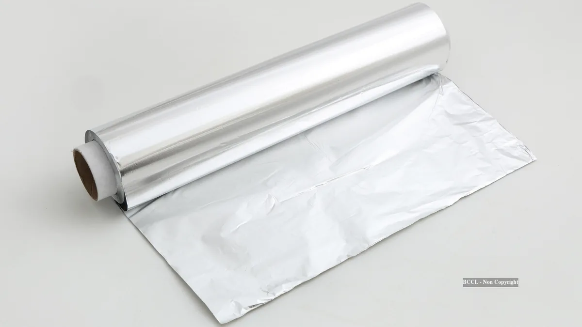 This ancient Indian kitchen leaf can replace aluminium foil