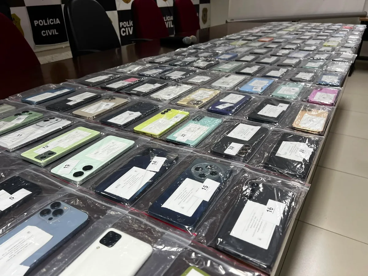 Mais de 300 celulares roubados são recuperados durante operação da Polícia Civil, na Paraíba