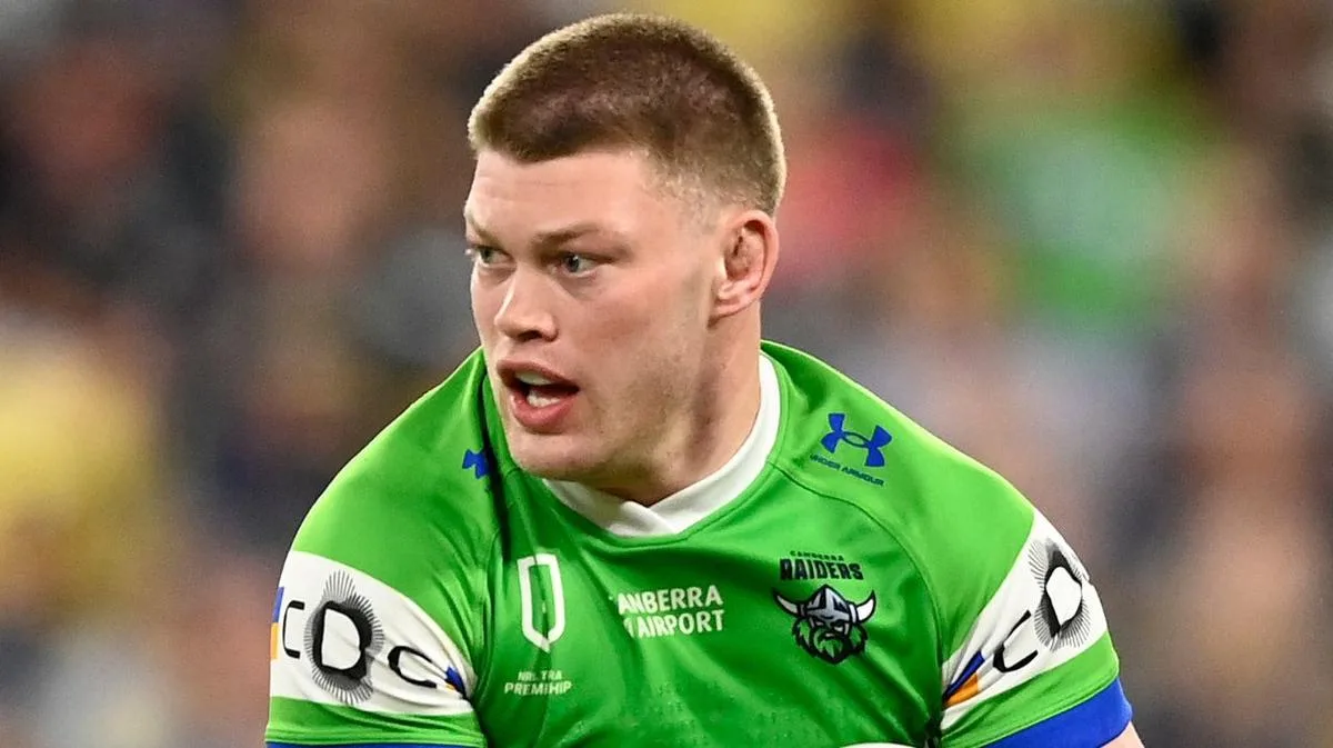 England star Morgan Smithies ruled out of entire World Cup after suffering injury at training