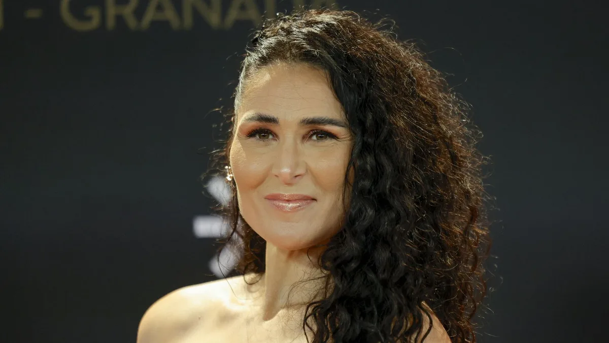 Rosa López, 45 años: "Desayuno un té verde con canela y una tostada integral con aceite de oliva y aguacate en láminas"