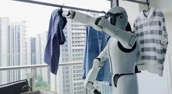 China promove uso de robôs domésticos para idosos