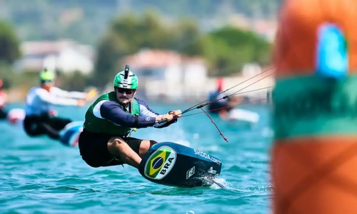 Lucas Fonseca fica em 4º lugar no Mundial Juvenil de Fórmula Kite em Urla