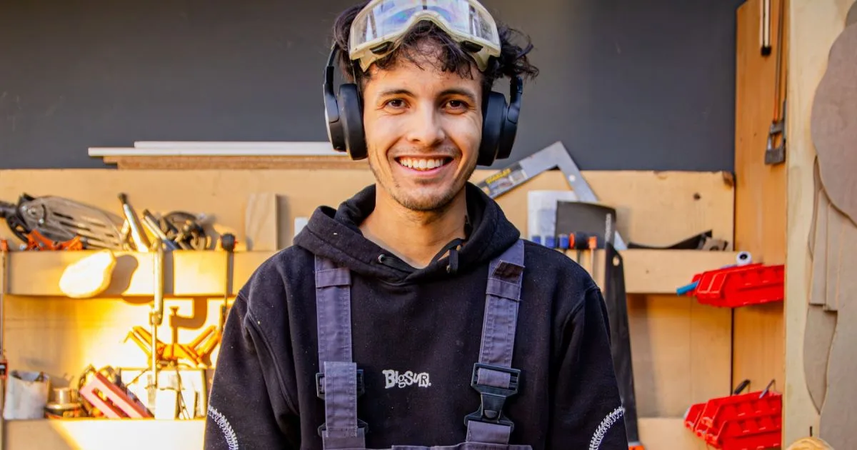 «Me emociona que hayan visto lo que hago en un pueblito de la Patagonia»: Aldo es uno de los 24 diseñadores emergentes del mundo