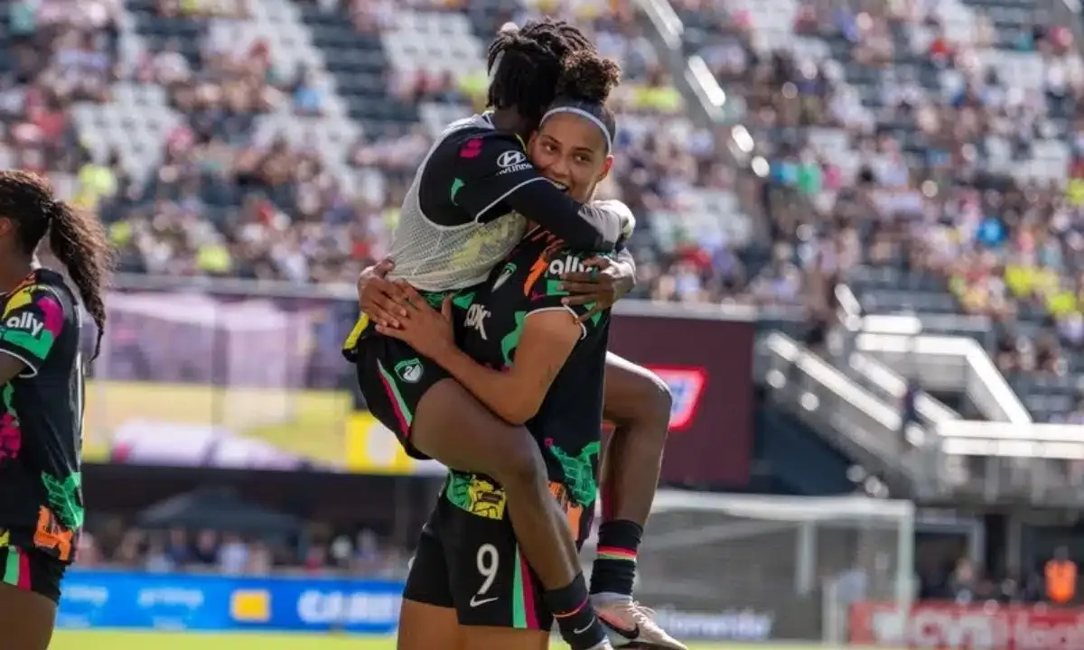 Amanda Gutierres marca duas vezes em vitória do Boston Legacy na NWSL