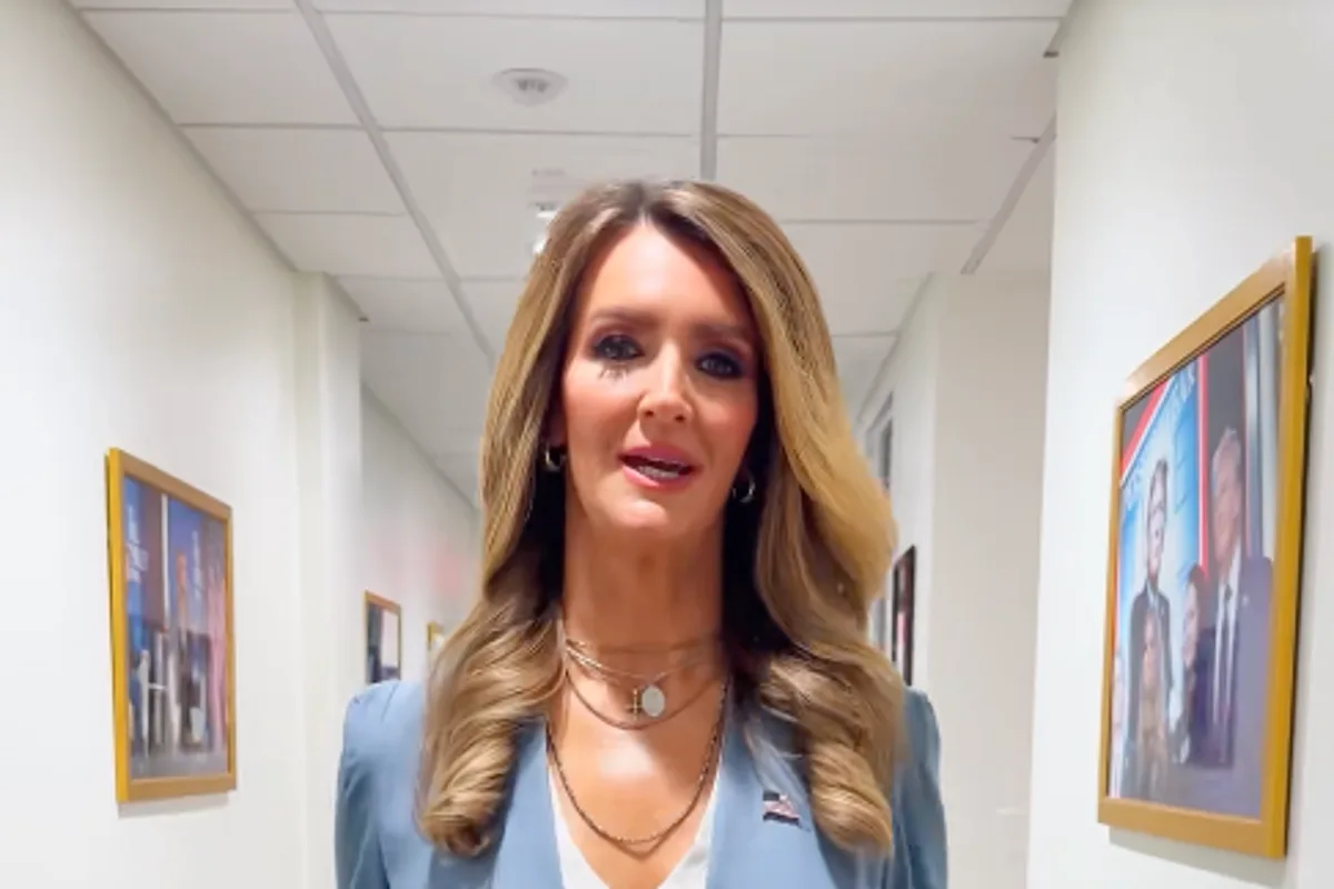 Trump Cabinet member roasted for awkward TikTok video: ‘Walks like the aliens’