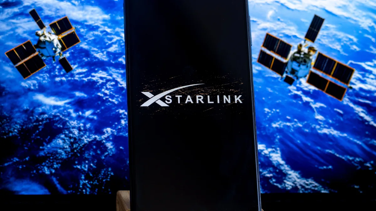 SpaceX se rapproche du "réseau mobile le plus avancé au monde”, les télécoms historiques dégringolent