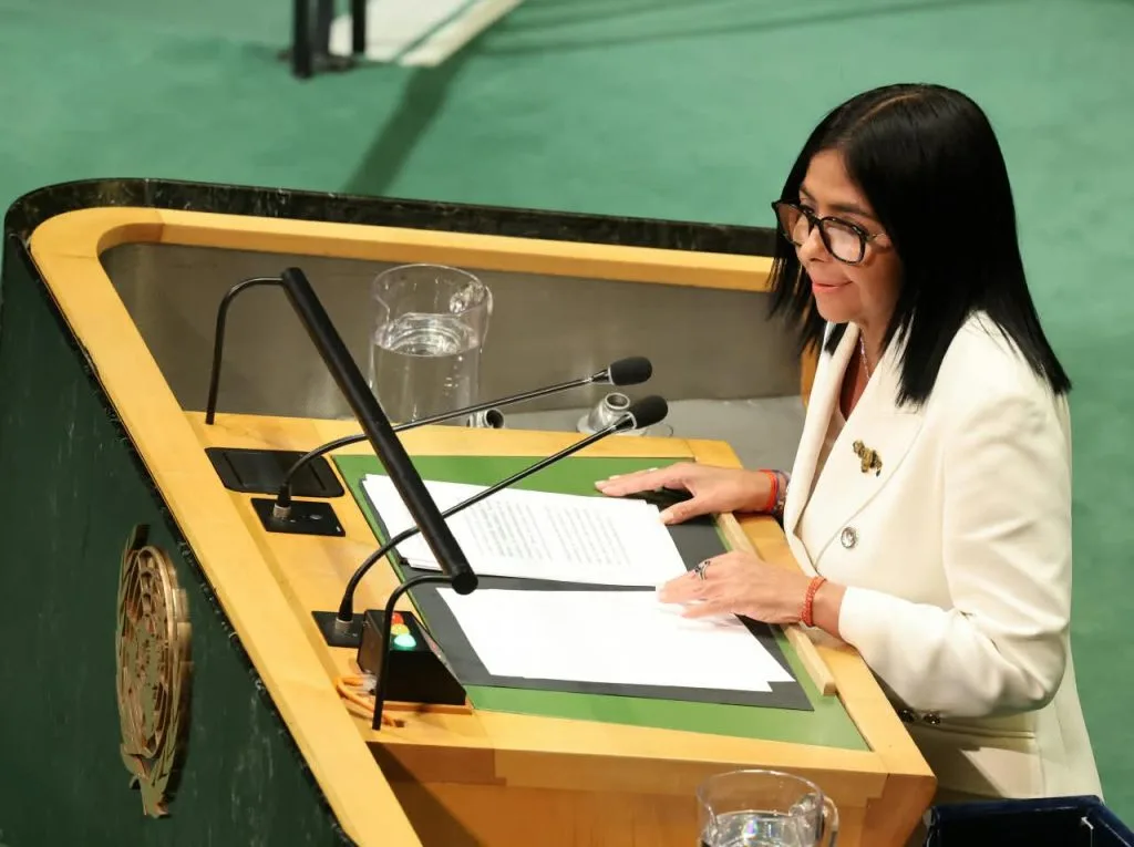 Delcy Rodríguez asegura ante la ONU que habrá elecciones en Venezuela y destaca diálogo con EEUU