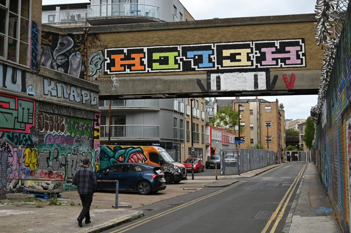 'World-class' London graffiti artist Helch dies as tributes paid from art world