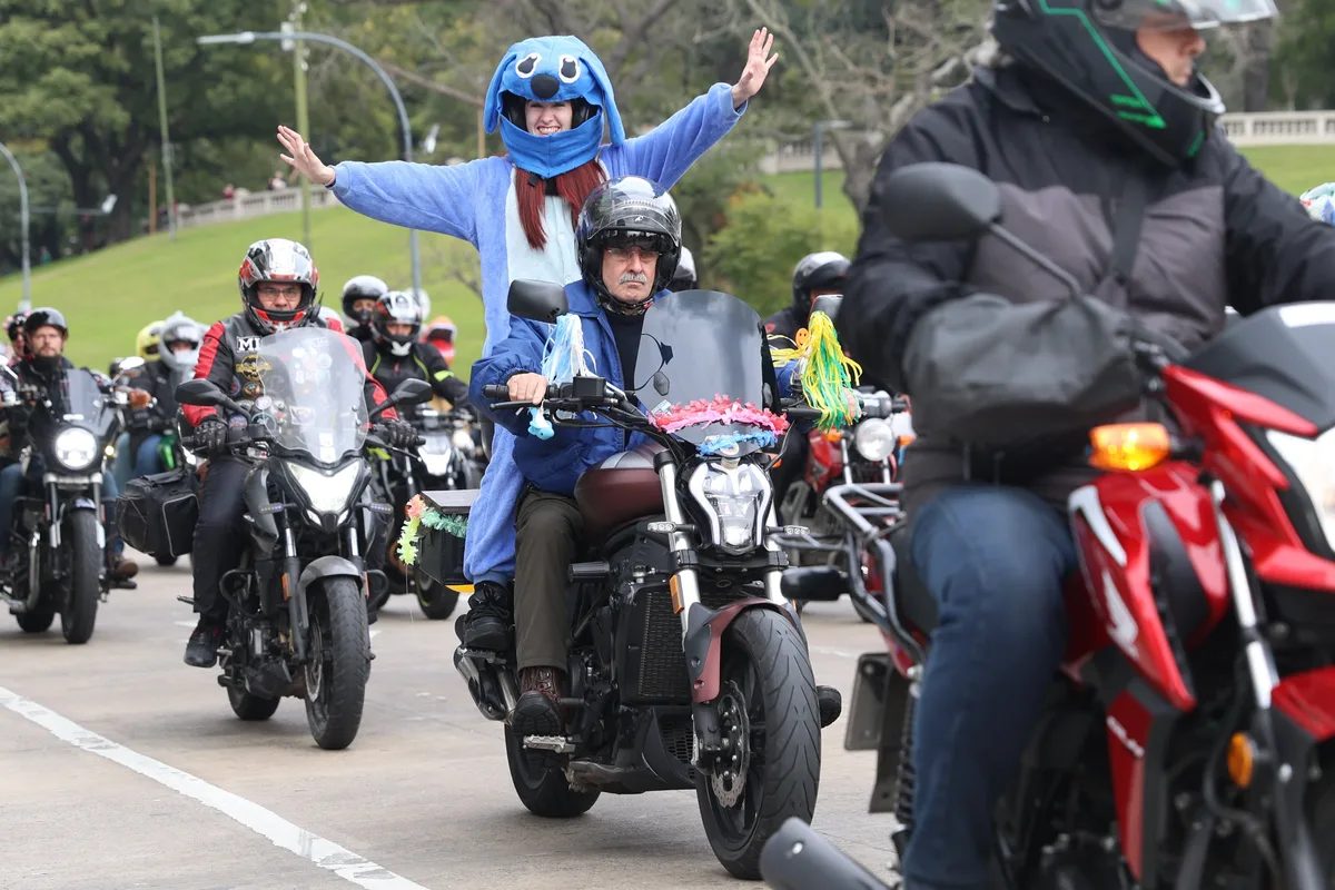 Disfrazados y en moto: se llevó adelante una nueva edición de la Caravana Solidaria por el Día del niño