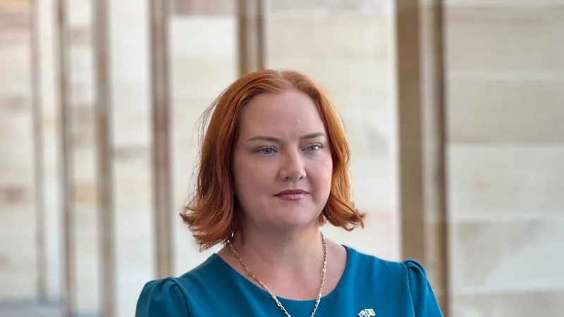 Child protection minister flies to WA’s north after vulnerable kids left alone in public housing