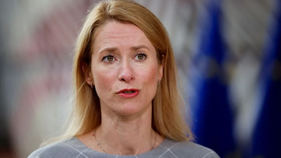 Kaja Kallas promete novas sanções da UE contra a Rússia: pacote será o maior desde 2022