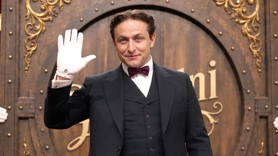 Harry Houdini returns from the grave in AI-generated Fox Nation series 100 years after his death