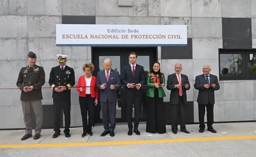 Inauguran nueva sede de la Escuela Nacional de Protección Civil; acude embajador Ronald Johnson