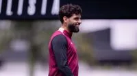 Contrato entre Corinthians e Memphis tem “cláusula antipolítica”; entenda