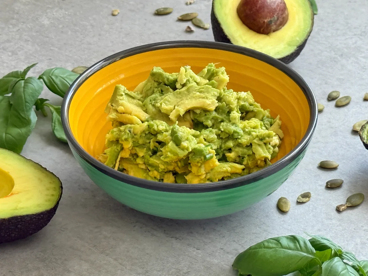 National Guacamole Day 2026 deals: Score free food from Qdoba, Del Taco, Tabanero, and more