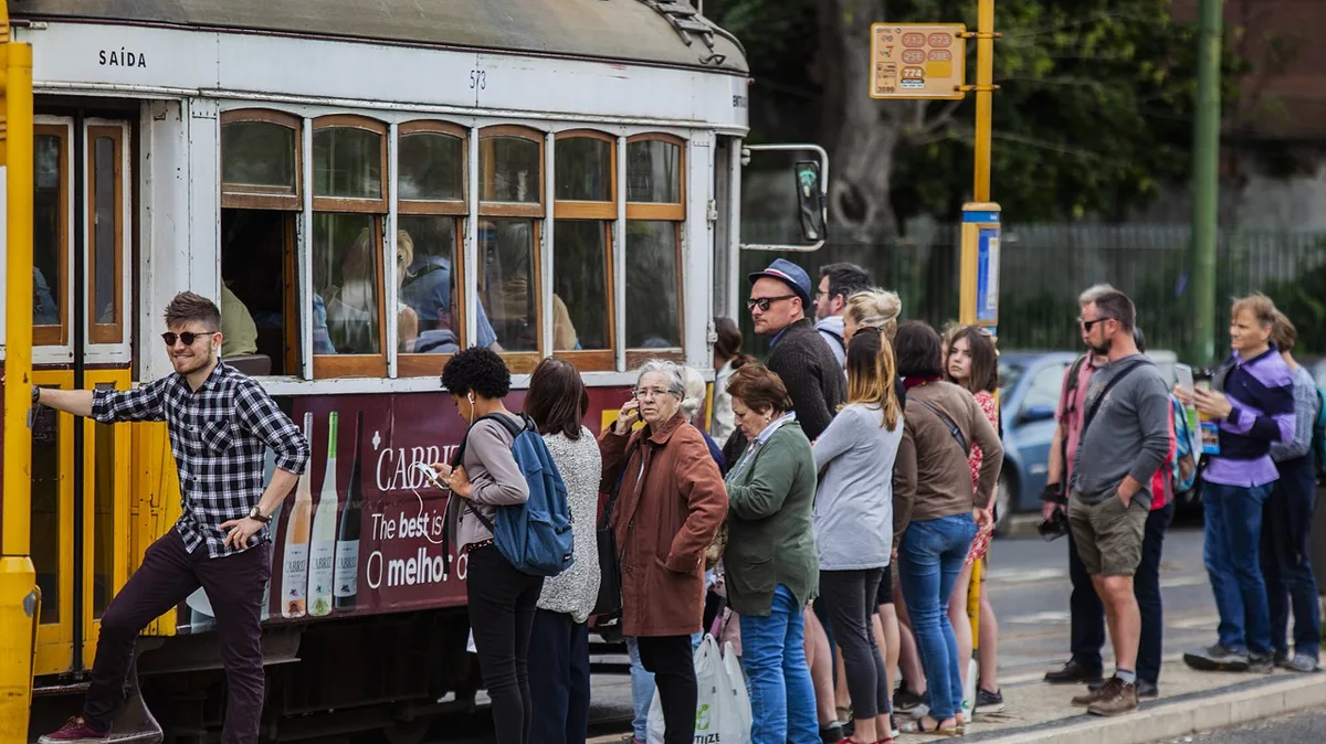 “Temos de tornar o transporte público tão conveniente quanto possível”. As recomendações europeias