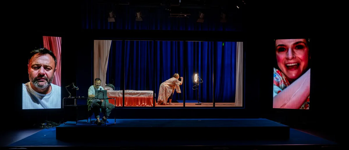 With delight and schadenfreude, Ash Flanders’ Commentary skewers the male artistic genius