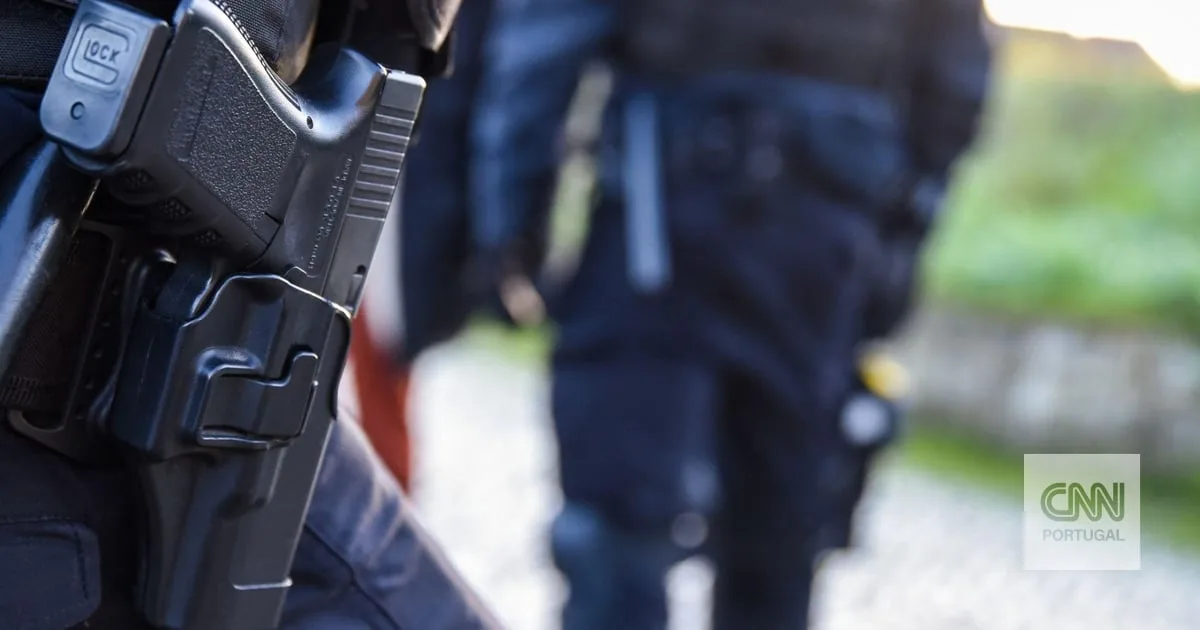 Homem de 55 anos encontrado morto em Lisboa com ferimento na nuca e olhos vendados