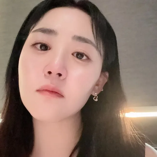 '극비리 결혼' 문근영, 30대 후반 맞아? 국민 여동생 미모..♥정평이 반한 얼굴