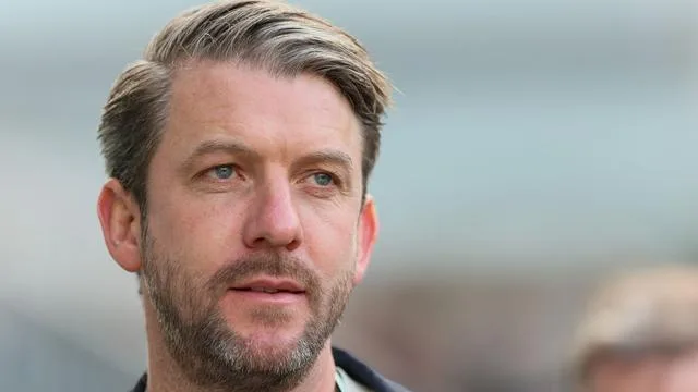 Fußball-Bundesliga: Bremen leiht Ajax-Profi aus