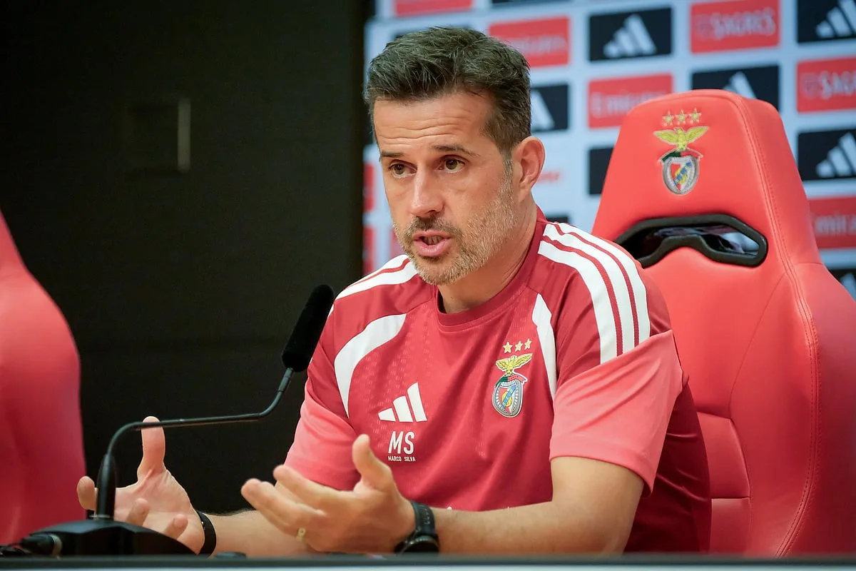 Benfica. Marco Silva confirma que saída de Dedic está “bastante avançada” e avisa que é preciso reagir