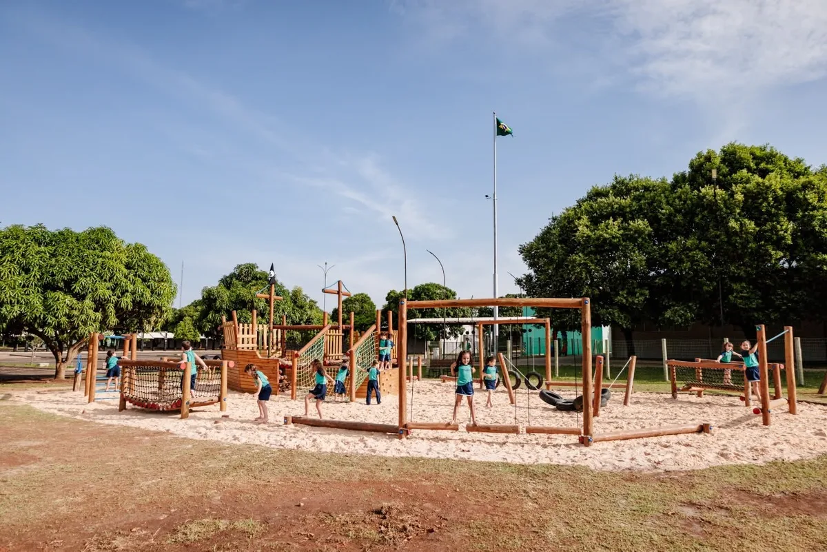 Favoo destaca a importância do brincar livre no desenvolvimento infantil