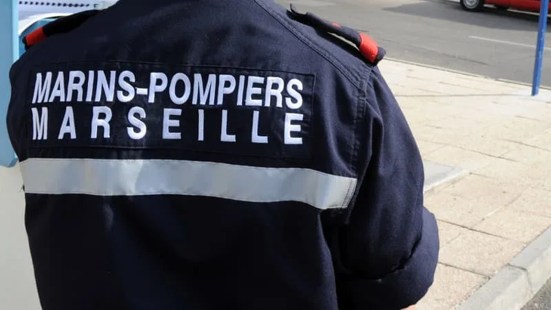 À Marseille, une maison s'effondre partiellement sans faire de blessés, quatre personnes ne peuvent pas rentrer chez elles
