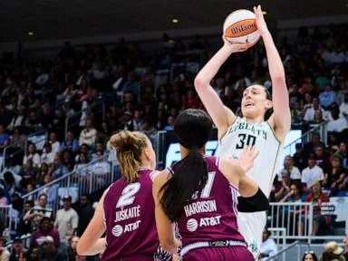 Breanna Stewart has 27 to move into 8th on WNBA scoring list as Liberty beat Tempo 106-69