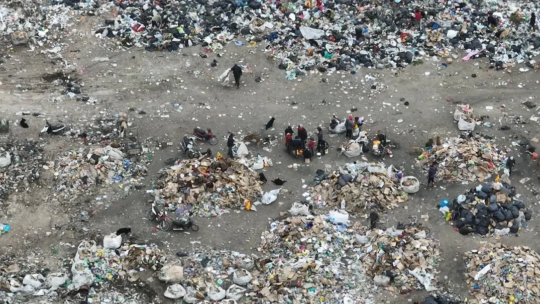 Investigan si un basural a cielo abierto de 20 hectáreas es un riesgo ambiental: qué impacto podría tener en la salud