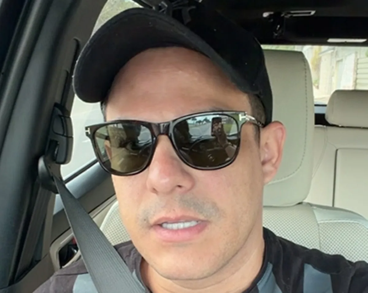 Cantor Fabiano Guimarães tem carro furtado na Grande João Pessoa; VÍDEO