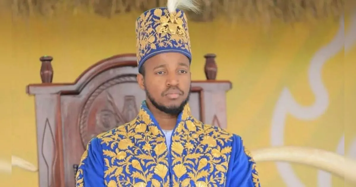 Ex-monarca mais jovem do mundo, rei Oyo Nyimba de Uganda morre aos 34 anos