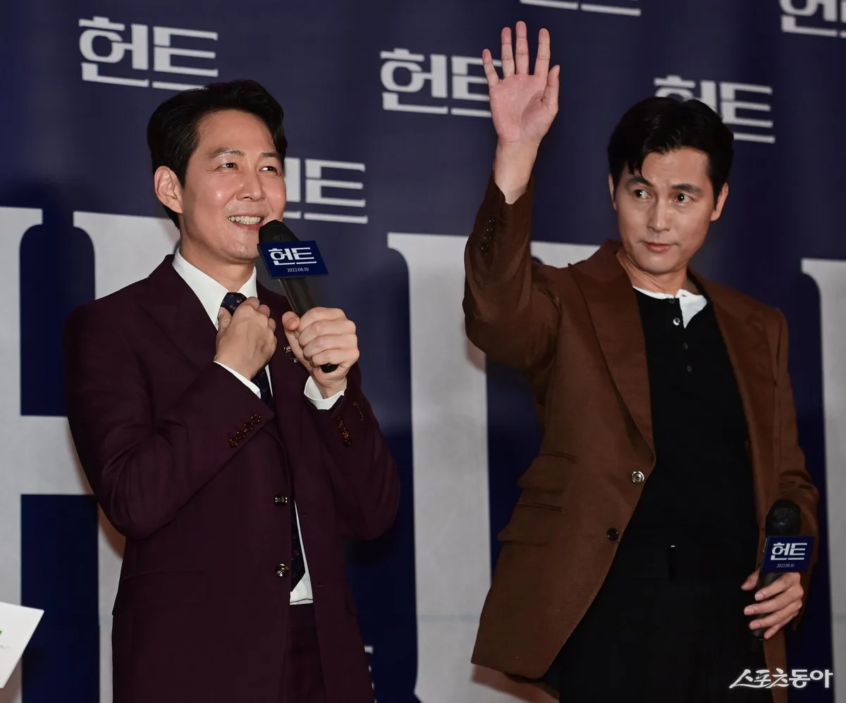 정우성, ‘30년 지기’ 이정재와 경영은 따로?…171만 주 지분 유지