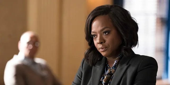 « Objection ! », « On a un mandat », « Je veux un avocat »… Ces clichés issus des séries américaines qui n’existent pas dans la justice française