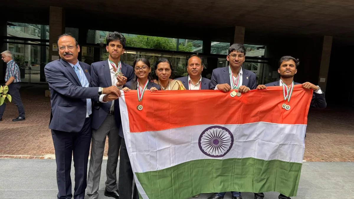 Team representing India wins 9 medals at 19th International Earth Science Olympiad in Italy