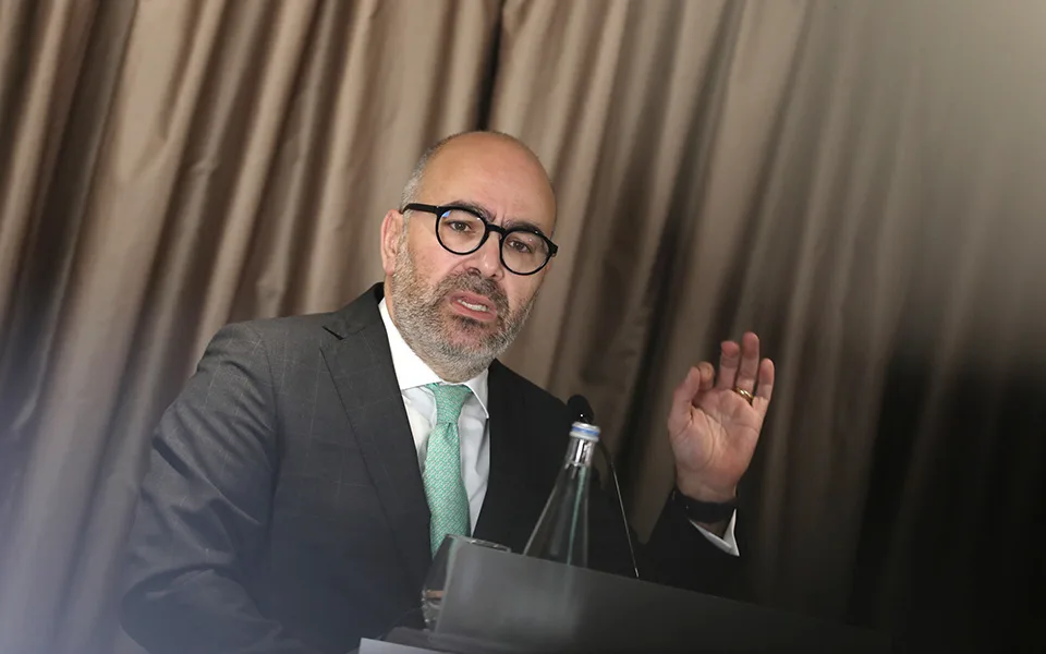 PS quer ouvir Pinto Luz por suspeitas de conflito de interesses em regime de reabilitação urbana