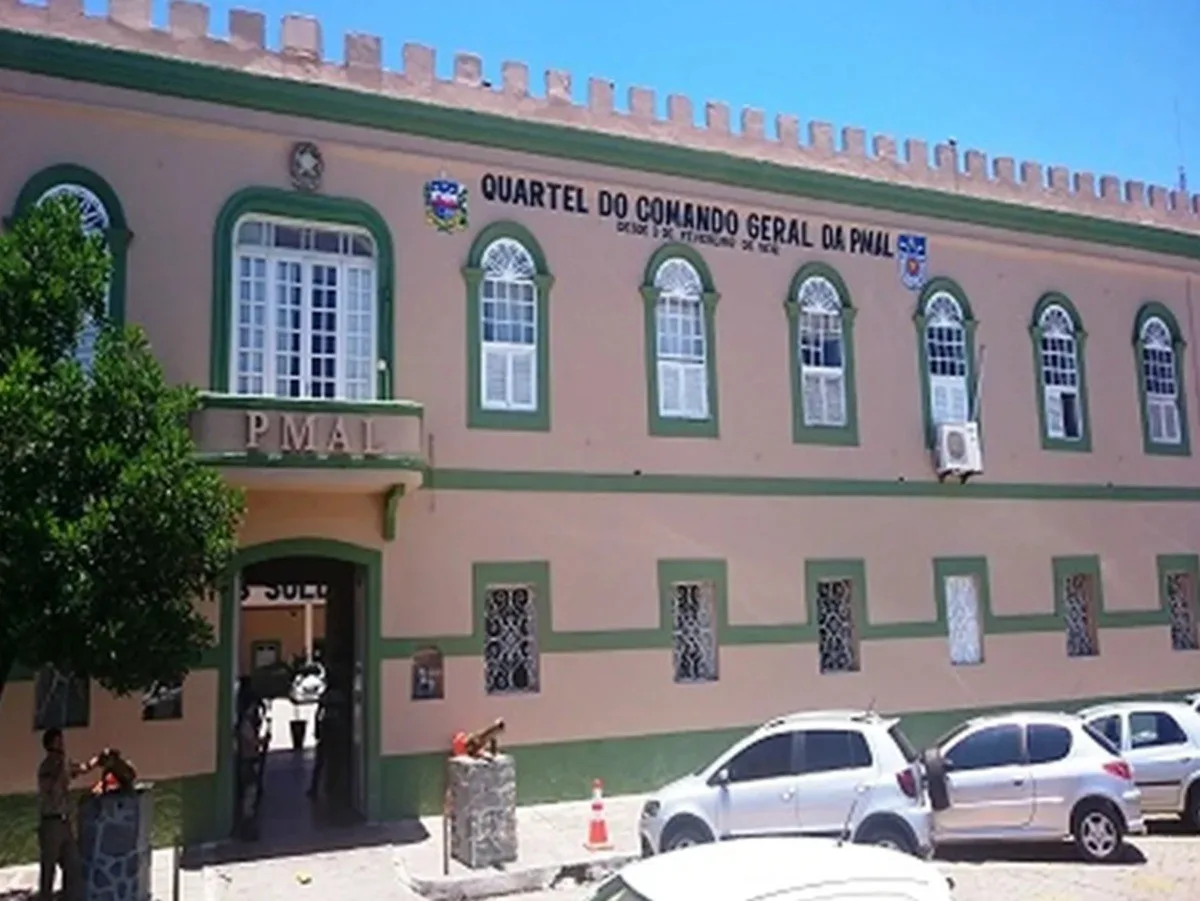 Defesa diz que policiais não permitiram uso de viatura para gravação em reality de Carlinhos Maia em Maceió