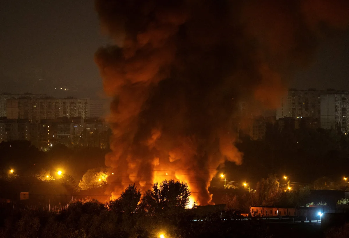 Un ataque ruso contra una central de Kiev dejó un muerto y cerca de 20 heridos