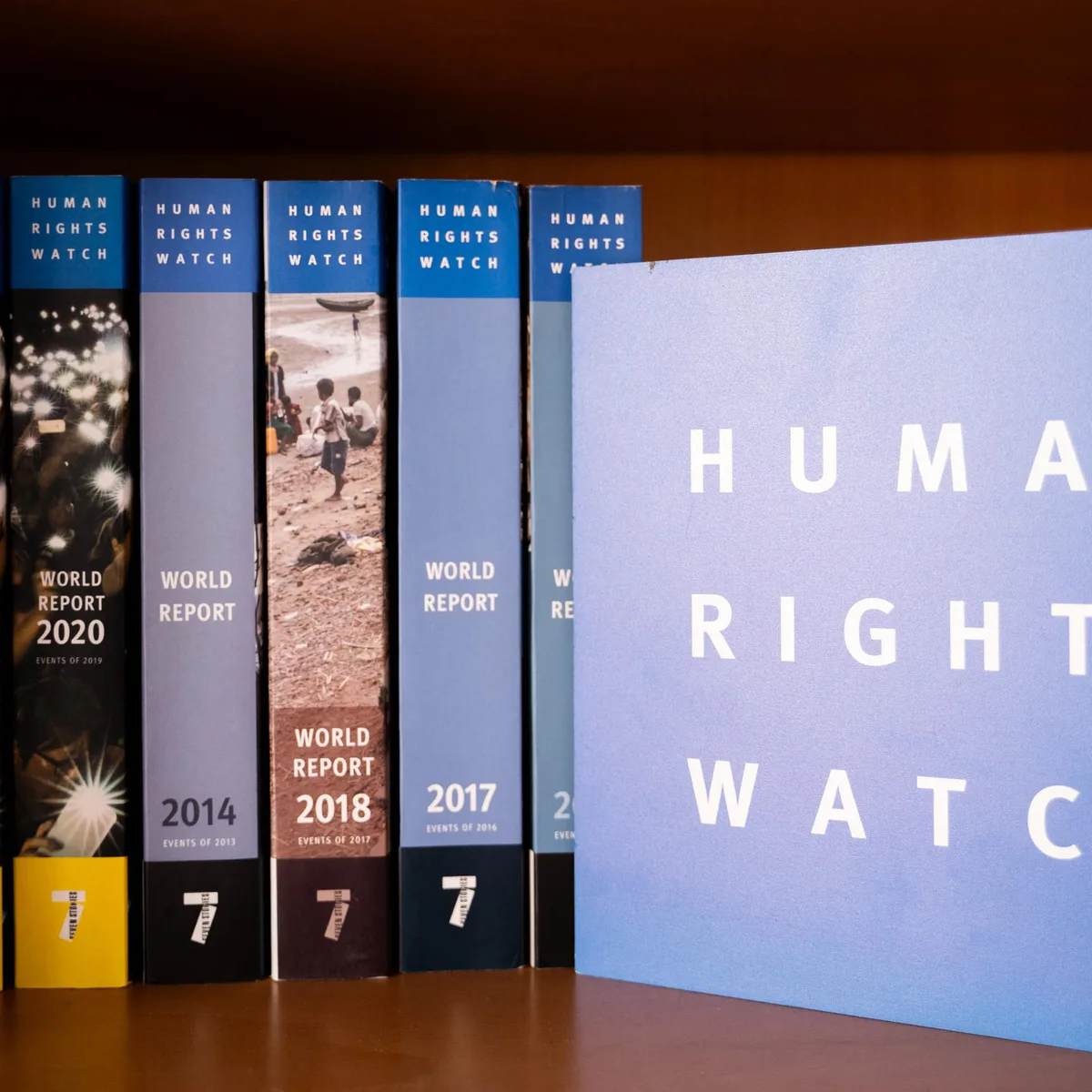 Kolumbien - Human rights Watch: "Bewaffnete Gruppen rekrutieren zunehmend Kinder"