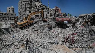 Gebäude in Gaza eingestürzt - viele Tote und Verschüttete