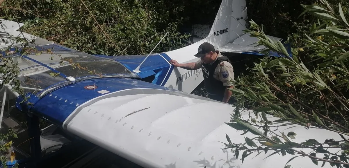 Una avioneta se estrelló en Ecuador y sus dos tripulantes sobrevivieron para contarlo