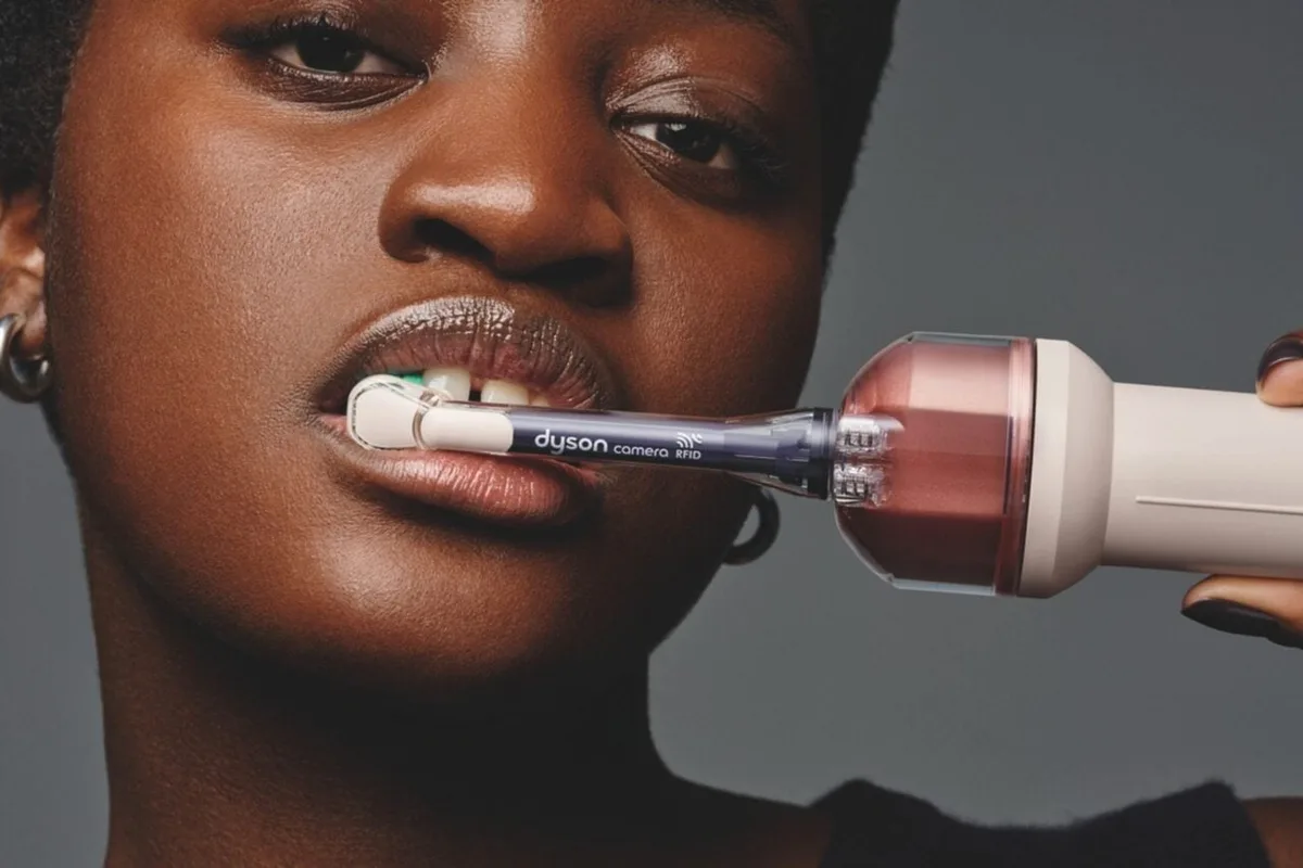 Dyson’s Smart Toothbrush Uses a Camera to Floss Your Teeth