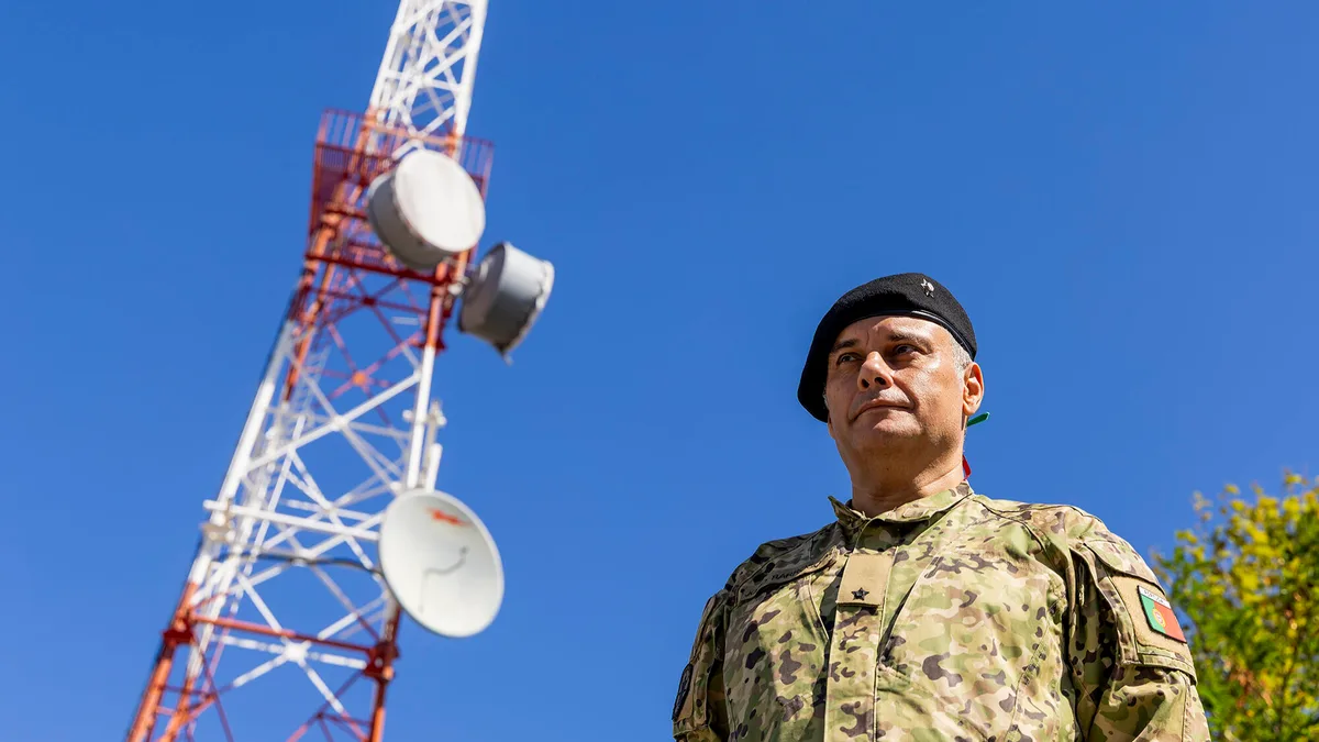 170 milhões para “digitalização completa do Exército” é “manifestamente insuficiente”