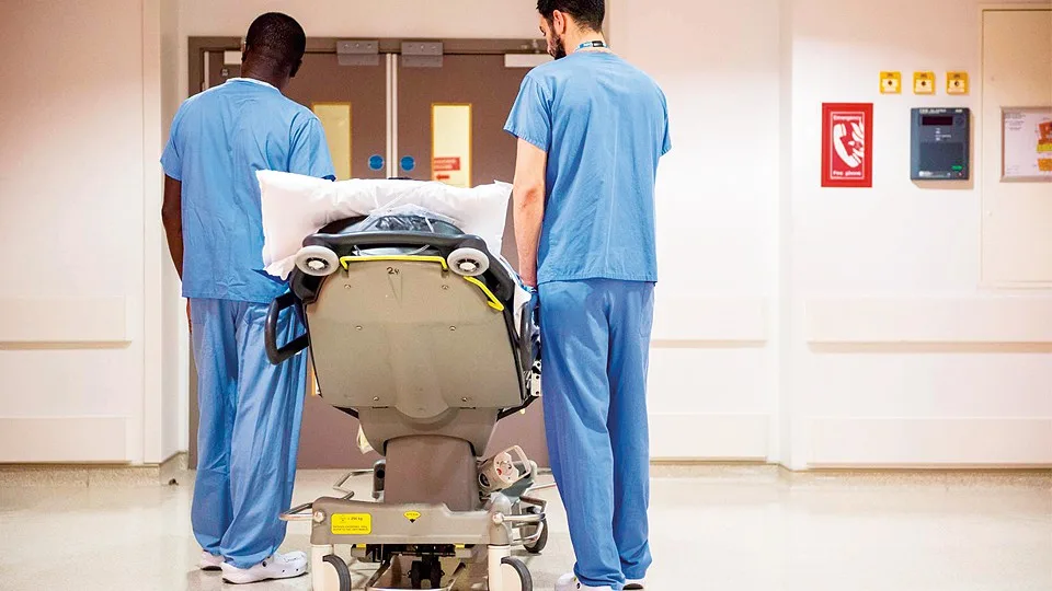 É urgente formar e fixar enfermeiros obstetras, diz Piaget