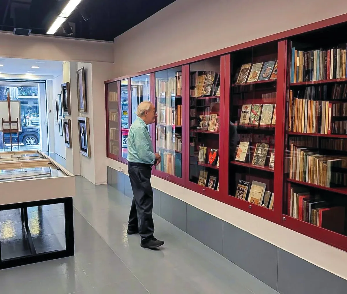 Patricio Sorsaburu, bibliófilo: “El siglo XX seguirá siendo estudiado como uno de los momentos más excepcionales de la creatividad humana”