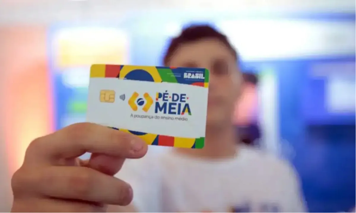 Lula promete Pé-de-Meia para universitários ao custo inicial de R$ 4,6 bi ao ano