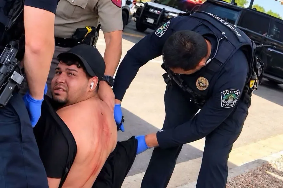 Niegan fianza a Wilber Garcés, migrante baleado en Texas: su caso cuestiona operativos de ICE